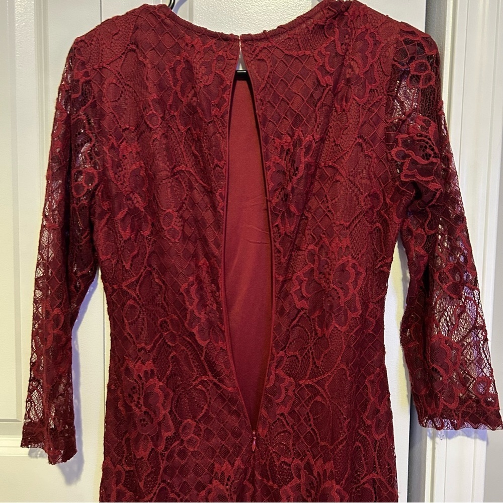 Jessica Simpson Red Bodycon Dress with Bishop Sleeves - Picture 5 of 6